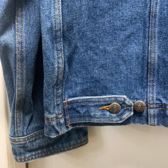 IZOD Denim Authentic Classic 90s Jeans Jacket - Picture 5 of 11